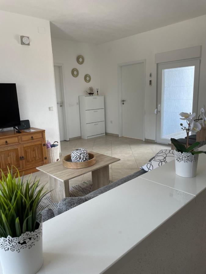 Apartment Roko Трогир Экстерьер фото